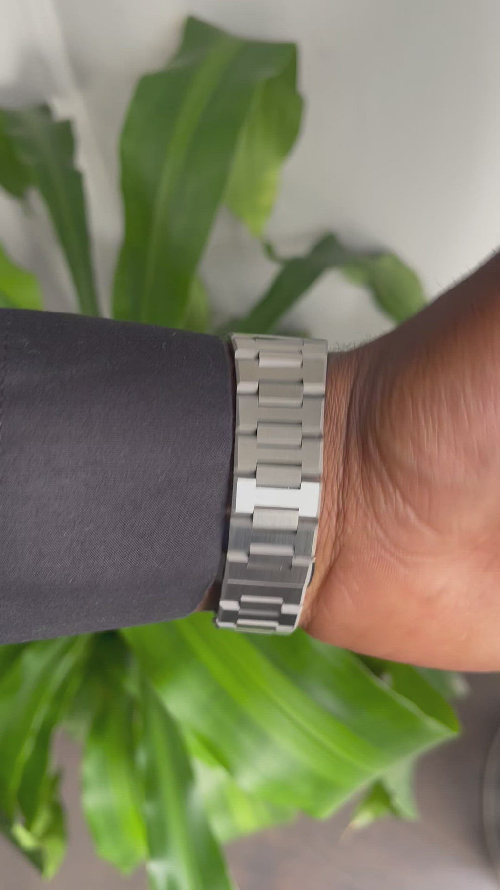 Silver smartwatch case